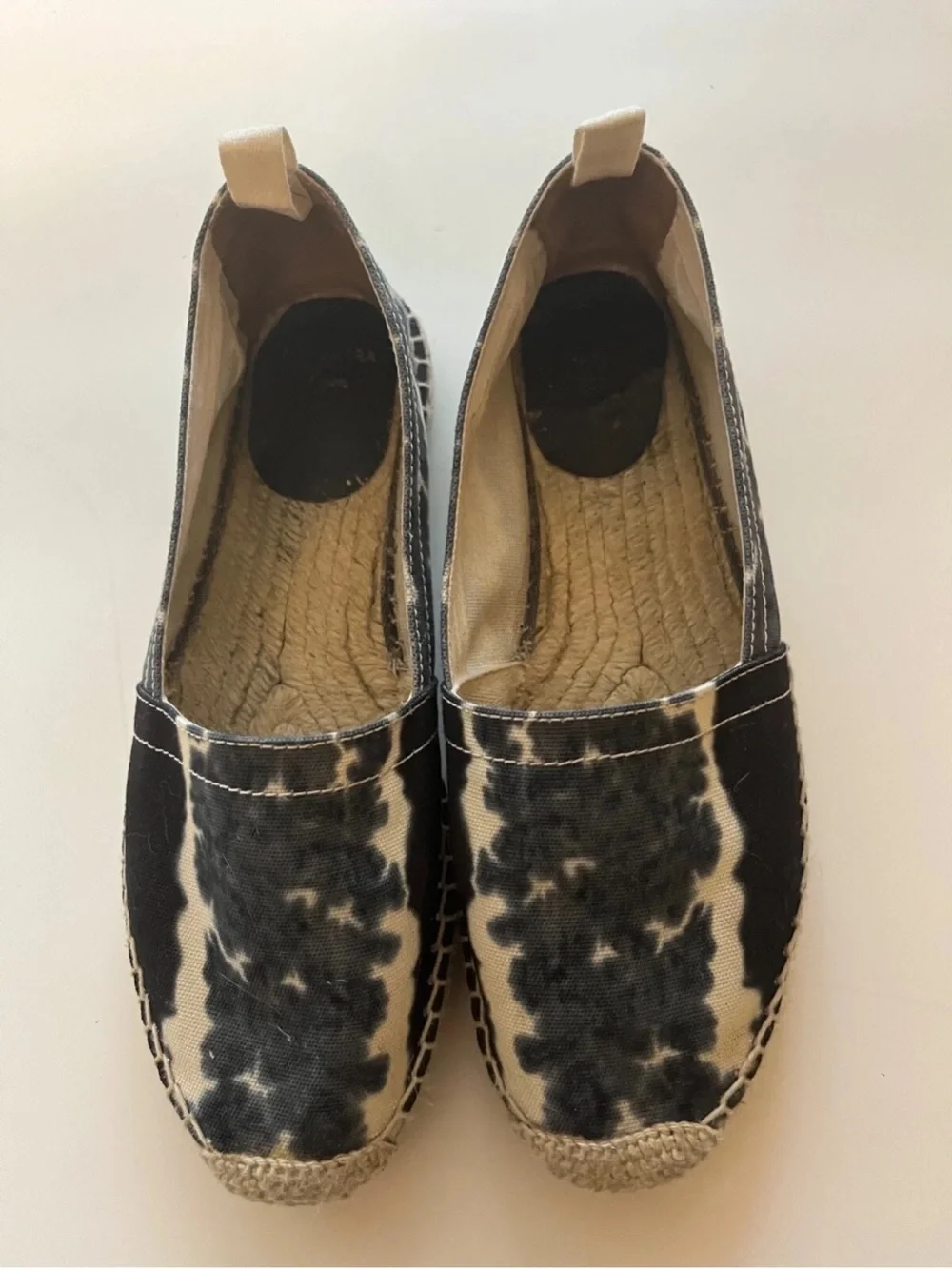 Altuzarra by Castaner shibori espadrille - size 38 - blue and white